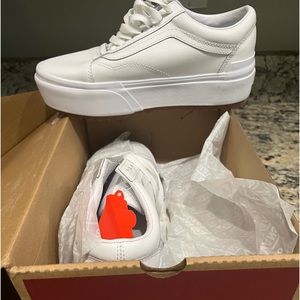 8.5 white leather Stacked Vans